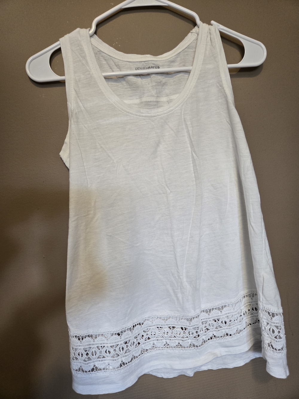 Denver Hayes White Lace Trim Sleeveless Tank Top Size Small